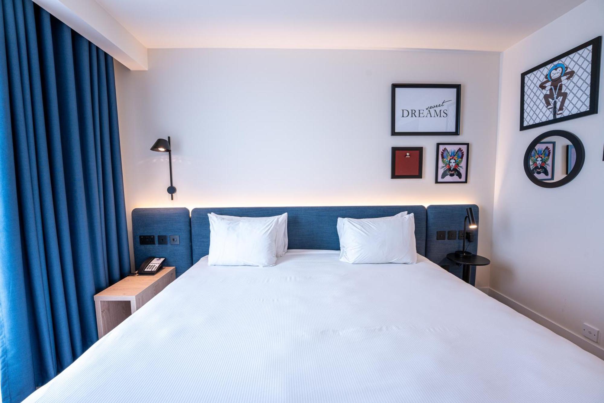 Hampton By Hilton Bristol Airport Hotel Redhill  Bagian luar foto
