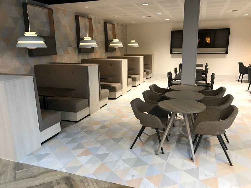 Hampton By Hilton Bristol Airport Hotel Redhill  Bagian luar foto
