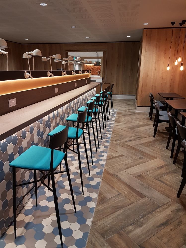 Hampton By Hilton Bristol Airport Hotel Redhill  Bagian luar foto