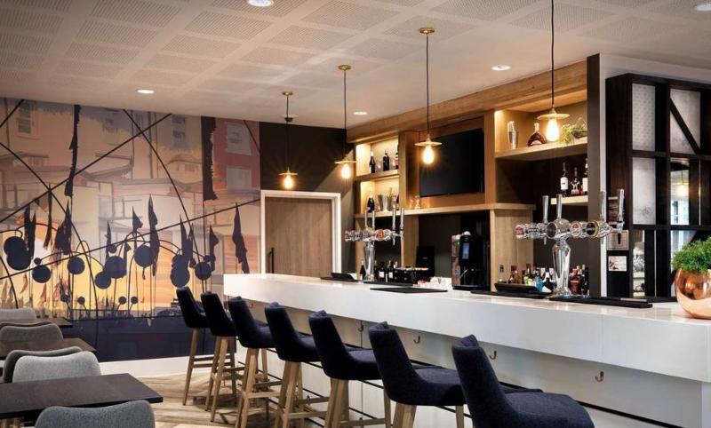 Hampton By Hilton Bristol Airport Hotel Redhill  Bagian luar foto
